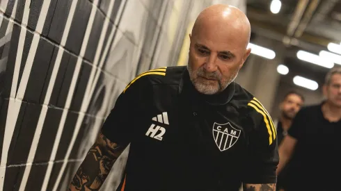 Sampaoli deve ter elenco reformulado no Galo para 2026