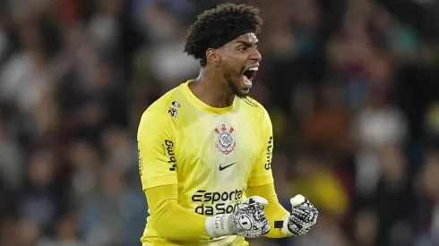 Corinthians de Hugo Souza está classificado para a decisão da Copa do Brasil