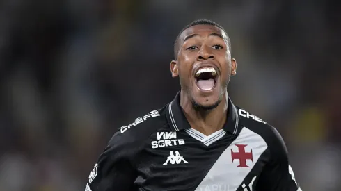 Rayan comemorando a classificação para a final – Foto: Thiago Ribeiro/AGIF