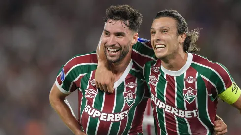 Martinelli ao lado de Canobbio