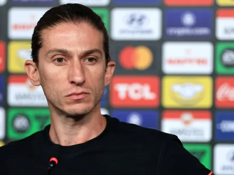 Filipe Luís relembra confronto com Luis Enrique, técnico do PSG