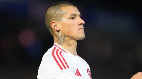 Alan Benítez, do Internacional, negocia com Libertad e deve deixar o Beira-Rio em 2026