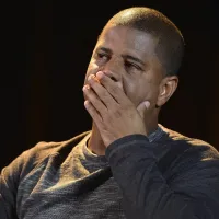 Marcelinho Carioca critica atitude de Tite com o Corinthians: “Cuspiu no prato que comeu”