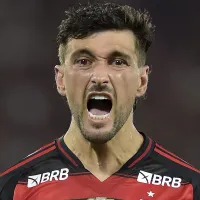 Craque Neto crava Arrascaeta acima de Dembélé antes de Flamengo x PSG: “1 milhão de vezes melhor”