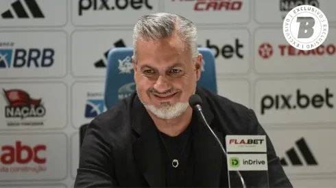 José Boto diretor do Flamengo durante coletiva no Flamengo