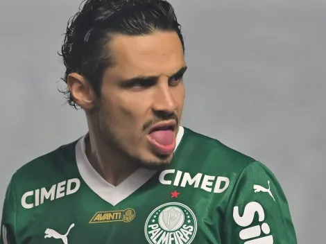 Grêmio volta atrás e deve oferecer R$ 65 milhões ao Palmeiras para contratar Veiga