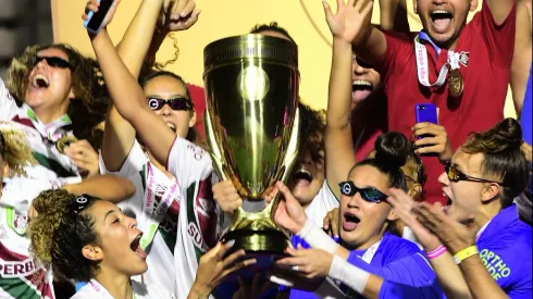 Fluminense levantou a taça da Copinha Feminina em 2024 – Foto: Marcos Ribolli/Ag. Paulistão