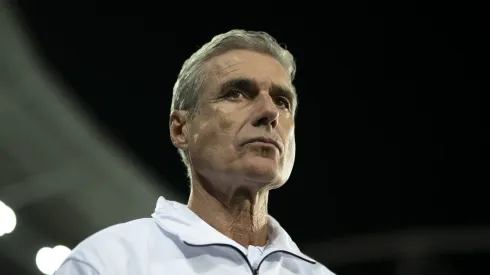 Luis Castro, ex-treinador do Botafogo – Foto: Jorge Rodrigues/AGIF