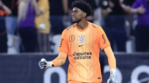 SP – SAO PAULO – 14/12/2025 – COPA DO BRASIL 2025, CORINTHIANS X CRUZEIRO – Hugo Souza goleiro do Corinthians durante partida contra o Cruzeiro no estadio Arena Corinthians pelo campeonato Copa Do Brasil 2025. Foto: Marcello Zambrana/AGIF