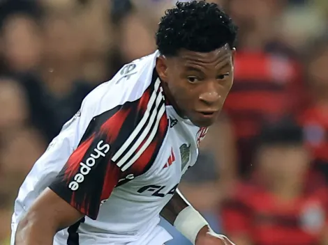 Entrega de Plata na final contra o PSG conquistam torcida do Flamengo