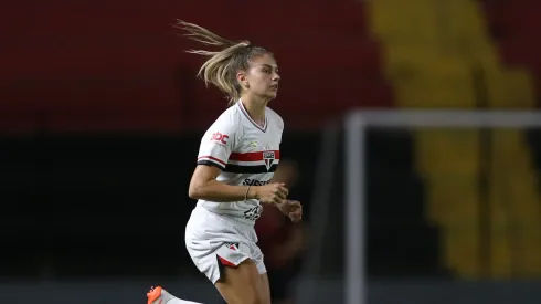 Carol Gil. Foto: Marlon Costa/AGIF