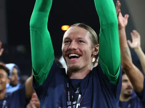 Safonov estabelece novo recorde após defender 4 pênaltis