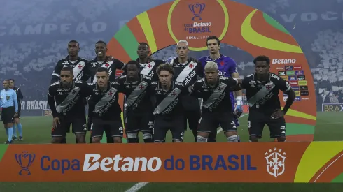 Equipe titular do Cruz-Maltino na partida de ida da final. Foto: Ricardo Moreira/Getty Images