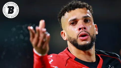 Zagueiro Dória vive imbróglio no Atlas e pode retornar ao Brasil. Zagueiro foi oferecido ao Peixe – Foto: Hector Vivas/Getty Images