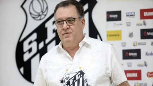 Marcelo Teixeira vai analisar as propostas que chegarem ao Santos – Foto: Reinaldo Campos/AGIF –