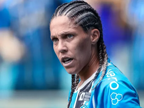 Camila Pini assina novo contrato com o Grêmio até 2026