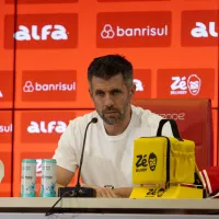 Pezzolano avalia elenco do Internacional durante sua apresentação: “Tirar 100% de cada um”