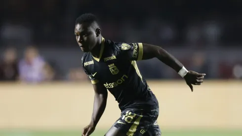 Atacante aparece na mira do Santos para 2026. Photo by Miguel Schincariol/Getty Images