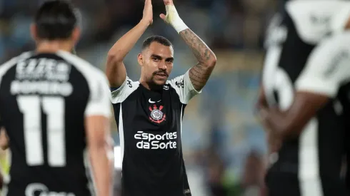 Corinthians vê Matheuzinho consolidado na decisão enquanto Vasco apresenta história parecida do outro lado — Foto Jorge RodriguesAGIF