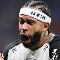 Memphis Depay se emociona ao vivo com Corinthians campeão da Copa do Brasil e acusa diretores