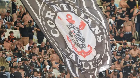 Torcida do Corinthians fez a festa no Rio de Janeiro com o título da Copa do Brasil