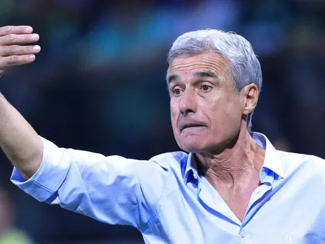 Luís Castro autoriza e Grêmio empresta Adriel ao AVS, de Portugal