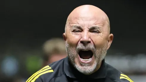 Sampaoli inicia reformulação no elenco do Galo.