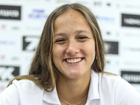 Santos renova contrato de Barbara Cuzzuol, lateral do time feminino