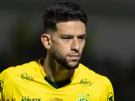 Flamengo avalia entrar em disputa por Jemmes, zagueiro do Mirassol