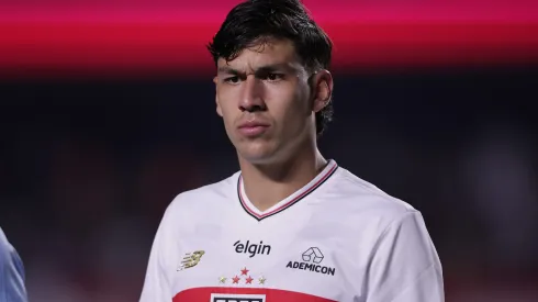 Zagueiro fez ótima temporada – Foto: Ettore Chiereguini/AGIF.