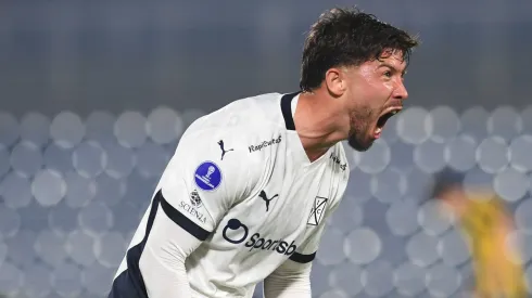 Felipe Loyola no radar do Fluminense – Foto: Christian Alvarenga/Getty Images.