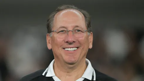 RJ – RIO DE JANEIRO – 26/07/2025 – BRASILEIRO A 2025, BOTAFOGO X CORINTHIANS – John Textor CEO do Botafogo durante partida contra o Corinthians no estadio Engenhao pelo campeonato Brasileiro A 2025.