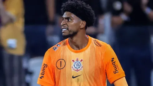 Hugo Souza goleiro do Corinthians durante partida contra o Cruzeiro no estadio Arena Corinthians pelo campeonato Copa Do Brasil 2025. Foto: Marcello Zambrana/AGIF