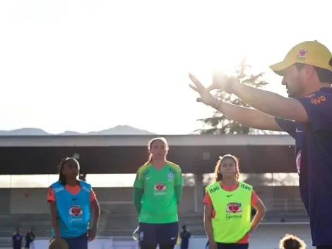 Brasil entra na elite do futebol feminino sob comando de Arthur Elias