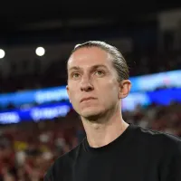 Vidente aponta possível futuro de Filipe Luís como técnico do Flamengo em 2026