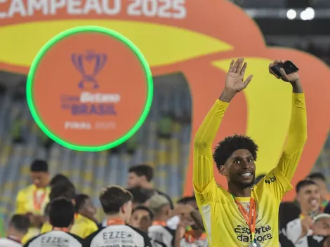 Após título, Corinthians abre cofres e repassa fortuna a jogadores e funcionários