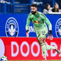 São Paulo acerta contratação de Carlos Coronel em negociação relâmpago