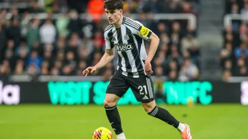 Manchester United busca aproveitar vantagem em casa contra Newcastle que apresenta dificuldades como visitante | Crédito: Alamy Live News