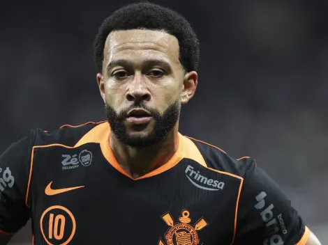 Liverpool insiste e busca contratação de Memphis Depay