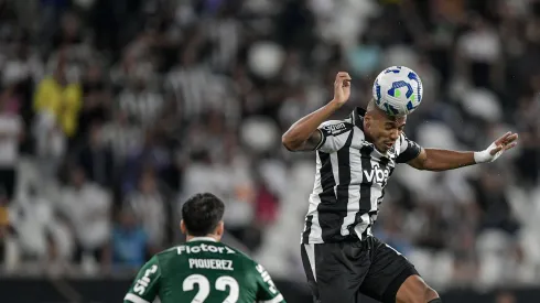 Marlon Freitas reúne características que Abel procura para reorganizar o meio do Palmeiras — Foto Thiago RibeiroAGIF