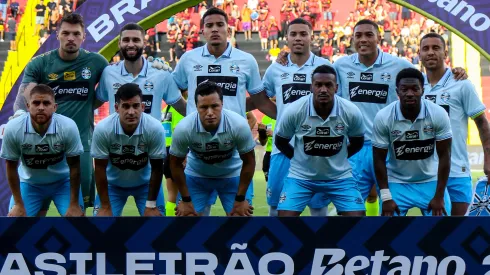 Time posado do Gremio durante a partida contra o Sport na Ilha do Retiro em Recife (PE), pelo Campeonato Brasileiro A 2025. Foto: Marlon Costa/AGIF
