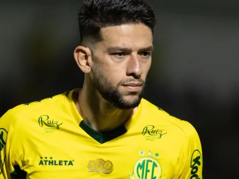 Jemmes reúne características que o Fluminense busca para reconstruir a defesa