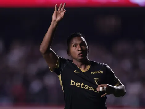 Santos define estratégia e aguarda propostas por Alfredo Morelos