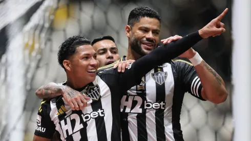 Rony, Dudu e Hulk. Foto: Gilson Lobo/AGIF