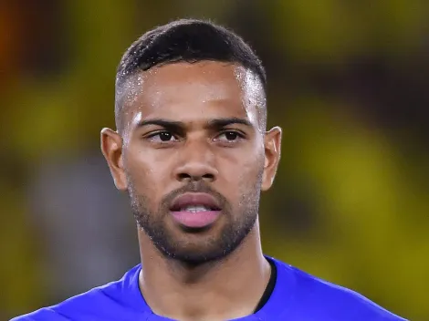 Galo confirma acerto com Renan Lodi; chegada é sexta-feira