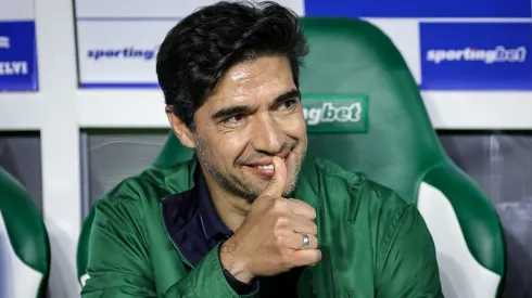 Abel Ferreira renovou recentemente com Palmeiras