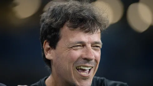 Fernando Diniz, técnico do Vasco, durante partida contra o Gremio no estadio Arena do Gremio pelo campeonato Brasileiro A 2025. Foto: Maxi Franzoi/AGIF