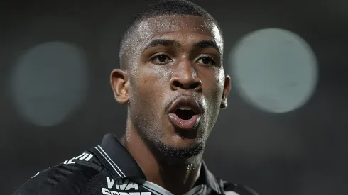 Bayern monitora Rayan e Vasco aguarda boa proposta de time alemão