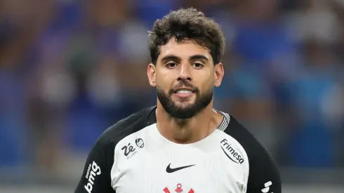 MG – BELO HORIZONTE – 23/11/2025 – BRASILEIRO A 2025, CRUZEIRO X CORINTHIANS – Yuri Alberto jogador do Corinthians durante partida contra o Cruzeiro no estadio Mineirao pelo campeonato Brasileiro A 2025. Foto: Gilson Lobo/AGIF