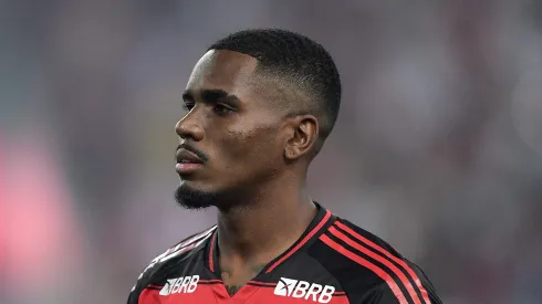 Evertton Araújo disputou mais de 20 jogos em 2025. Foto: Thiago Ribeiro/AGIF